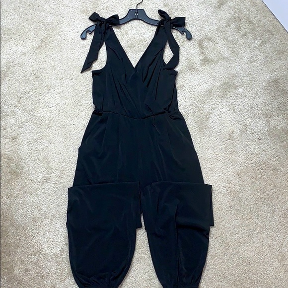 BCBGeneration Pants - BCBGENERATION JUMPSUIT NWT SIZE XS